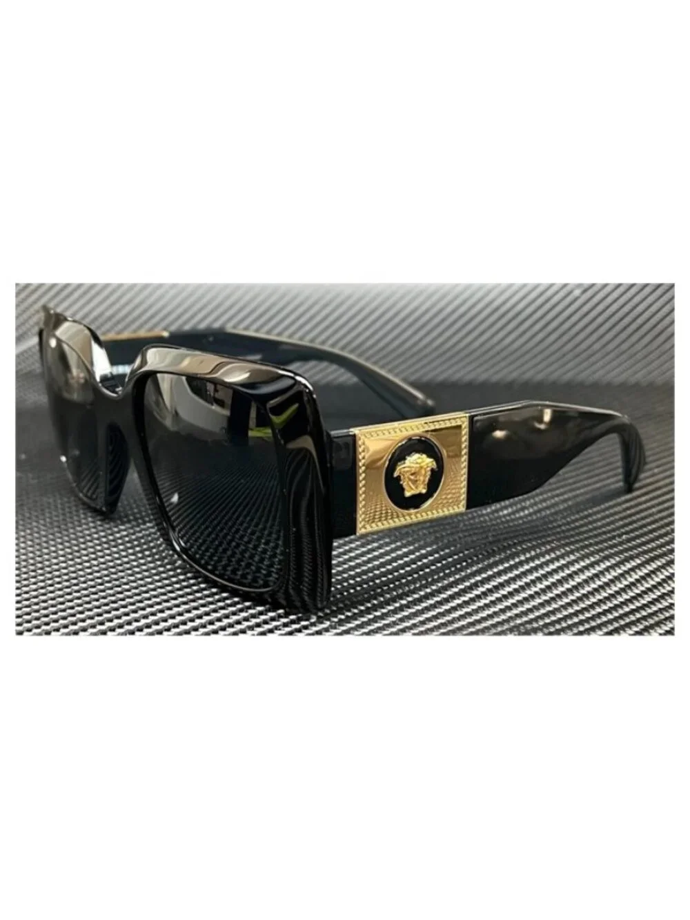 New Versace Men  Sunglasses --140.\